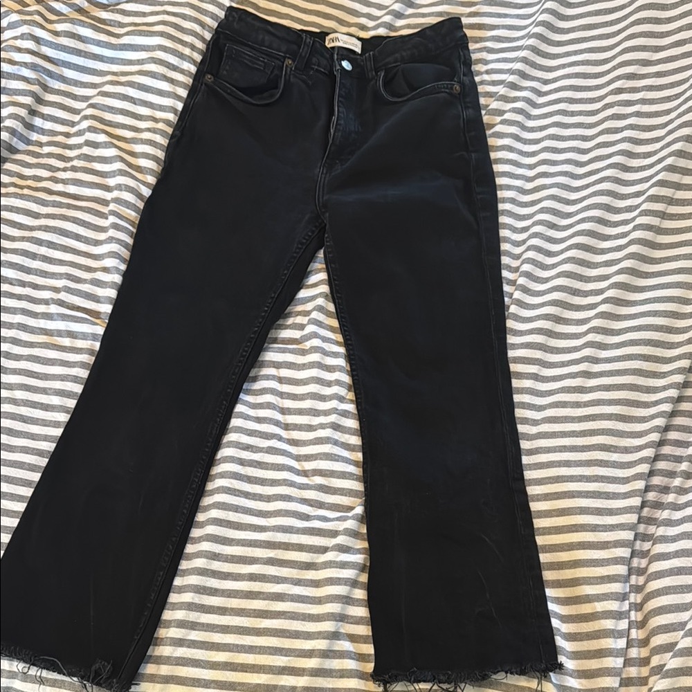 Zara Black Ankle Cropped Jeans
